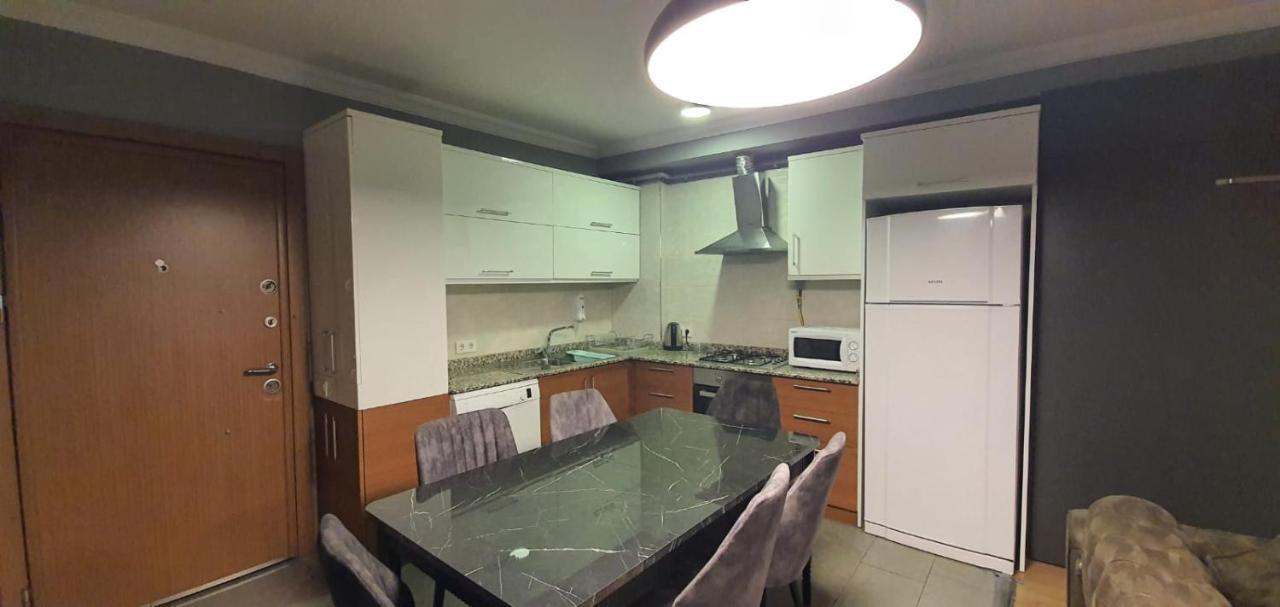 Center Apartment Istanbul Bagian luar foto