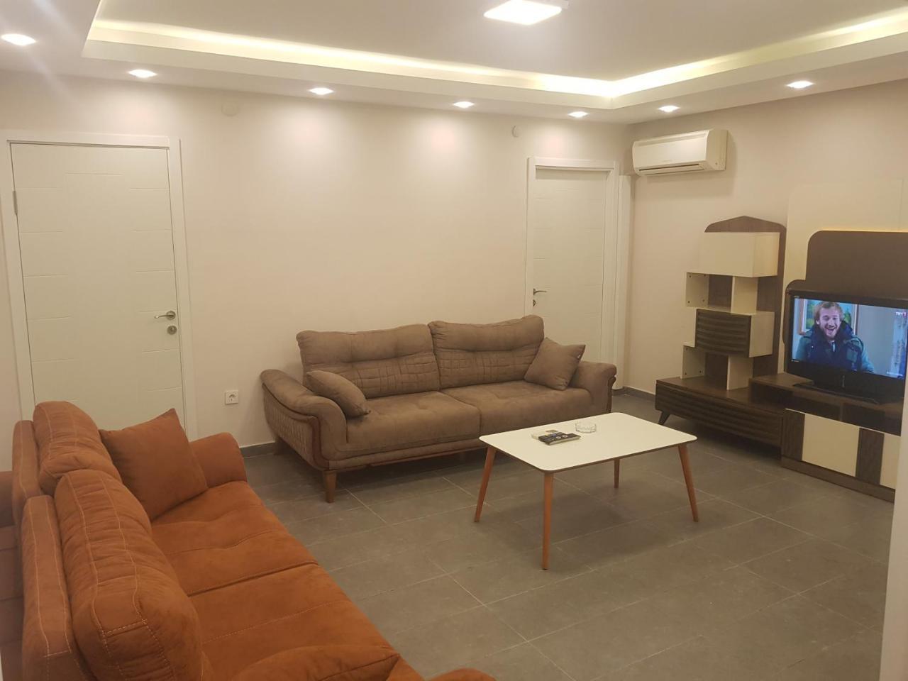 Center Apartment Istanbul Bagian luar foto